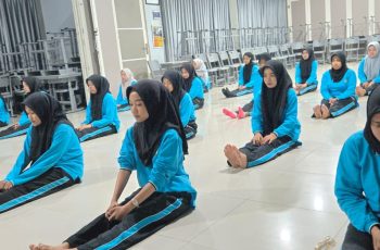 Mahasiswa D III Kebidanan Fikes Universitas Faletehan Ikuti Kegiatan Hipnoterapi dalam Persiapan Uji Kompetensi Nasional Kebidanan